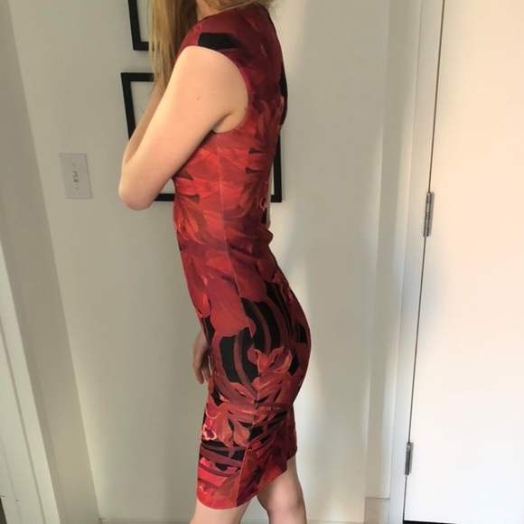 Ted Baker midi sheath dress, Size 0, Bold red floral print - Picture 4 of 11